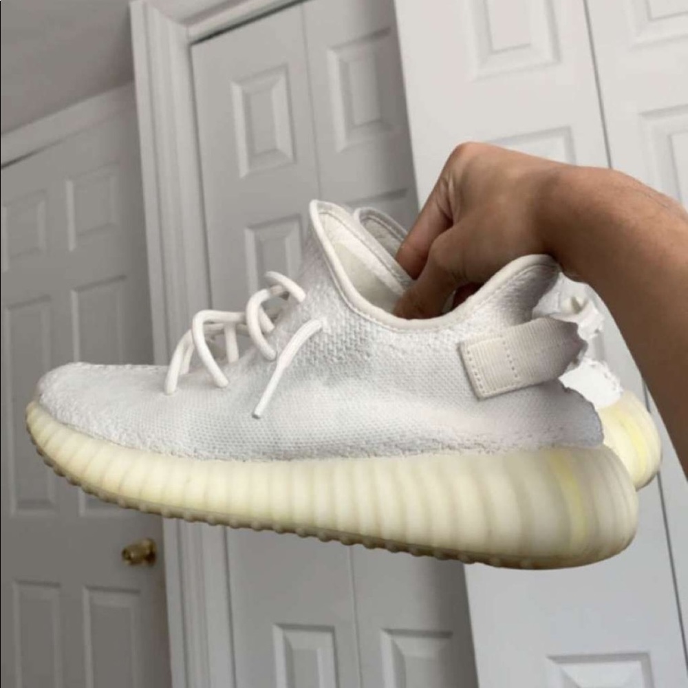 White yeezy boost 350 V2